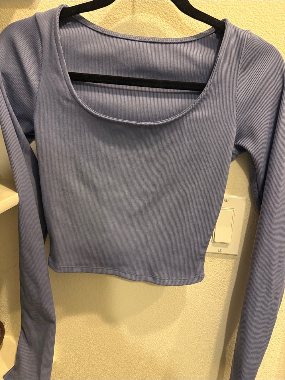 ALO Yoga Ribbed Scoop-Neck Long Sleeve Top - Lavender